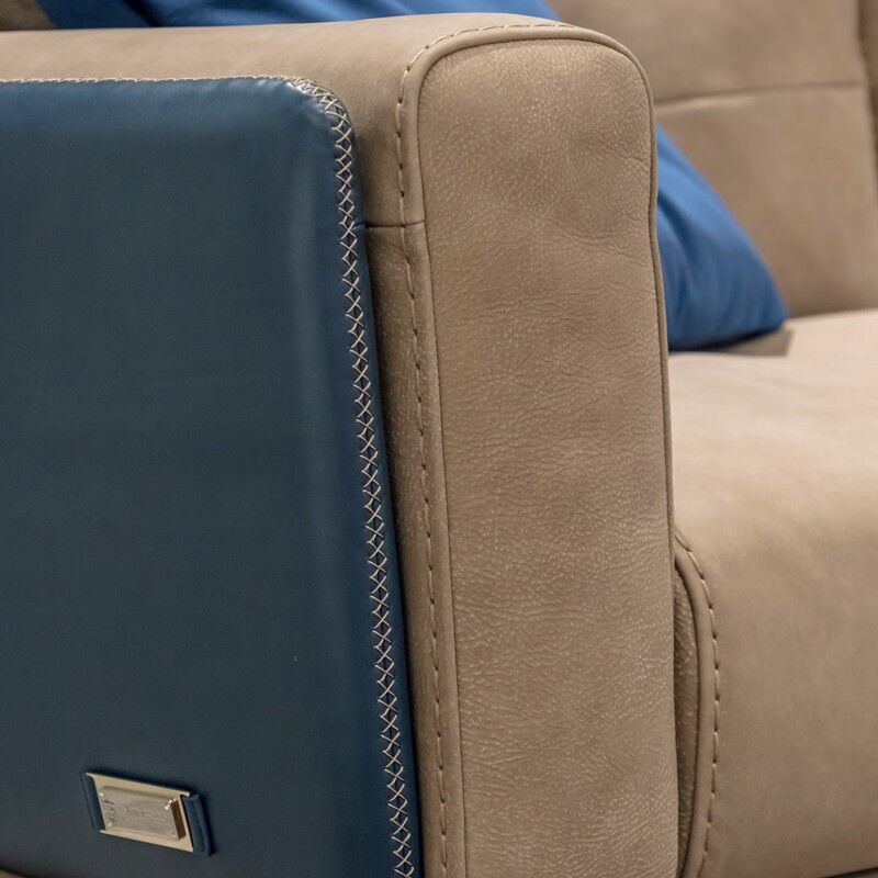 MIA Sofa by Estro Milano 2