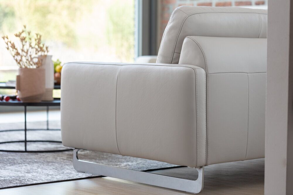 Radius Contemporary Style sofa by ROM - Image 3