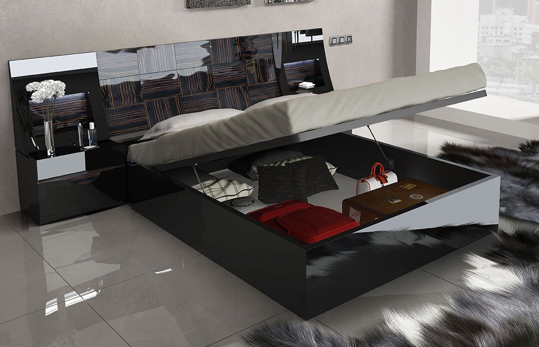 Bedroom 1021, made in Spain
