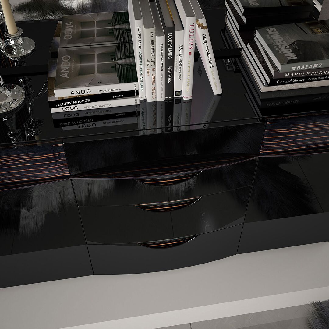 Bedroom 1021, made in Spain
