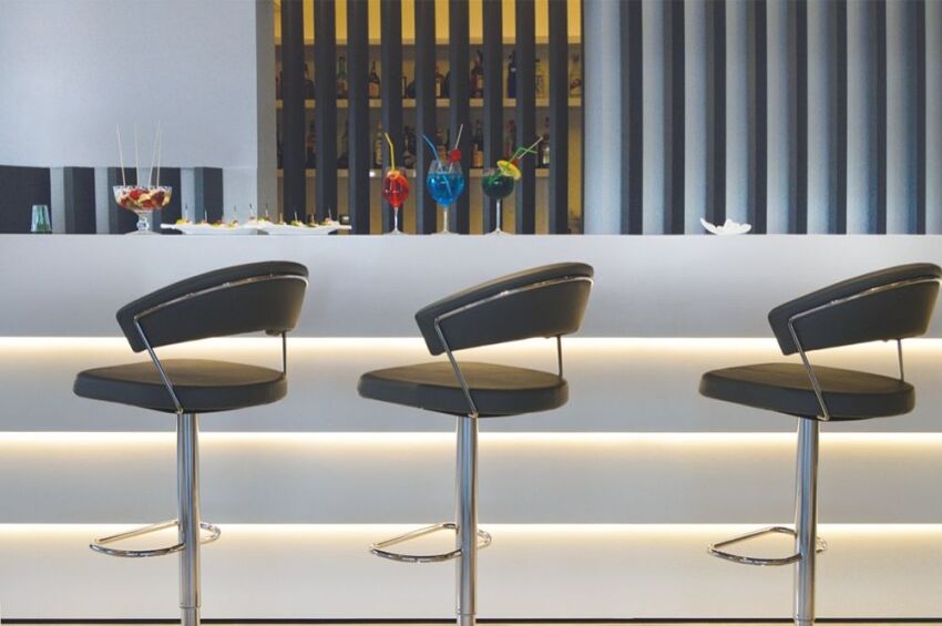 CB1088 New York Adjustable Swivel Bar Stool by Connubia by Calligaris - Image 2