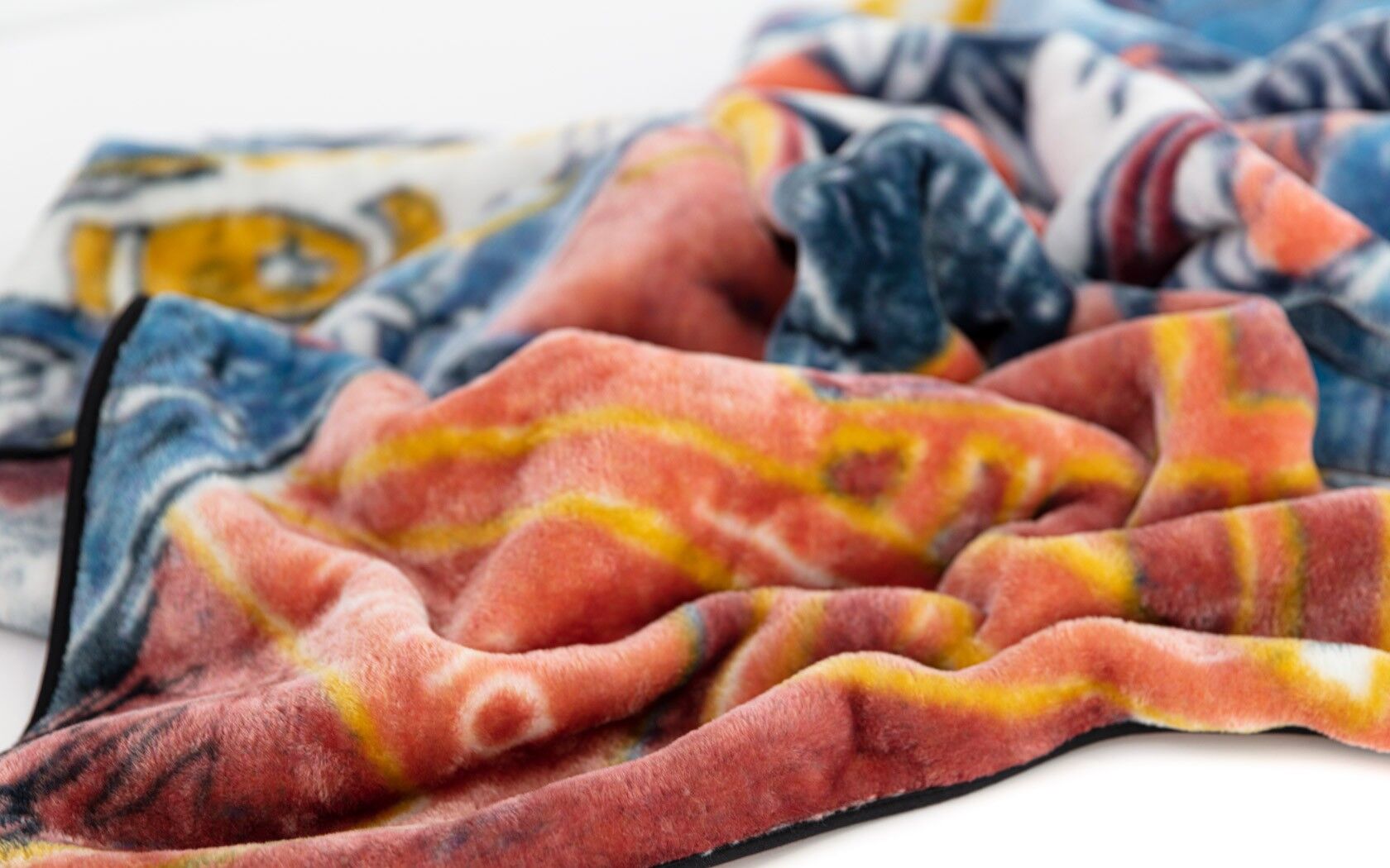 Tired Blanket "La Movida" Collection 67"x51" by Fama - Image 5