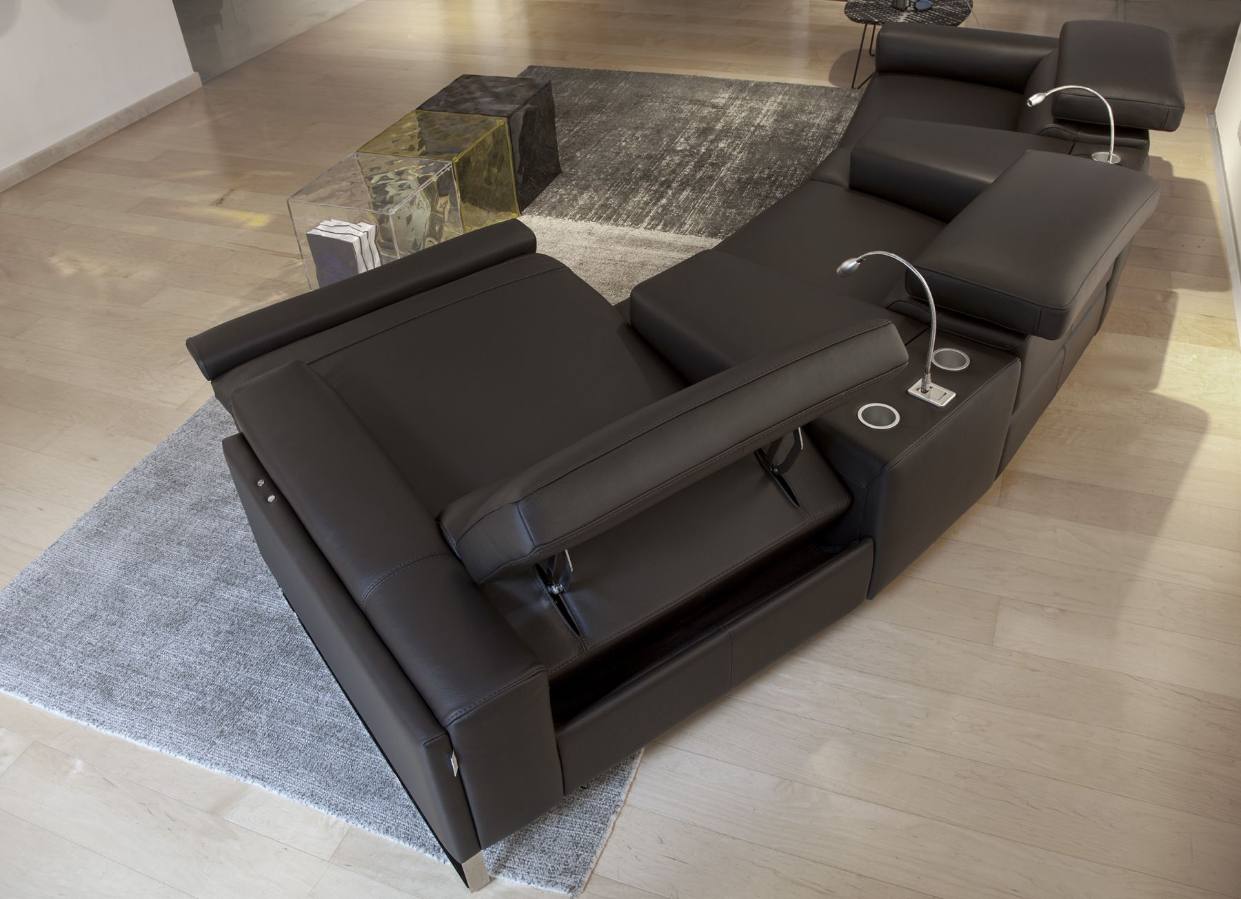 ROMEO sofa - chaise by Nicoletti, made in Italy - Image 3
