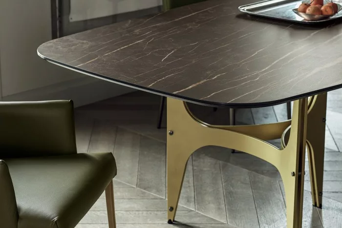 Universe Dining Table by Bontempi 7