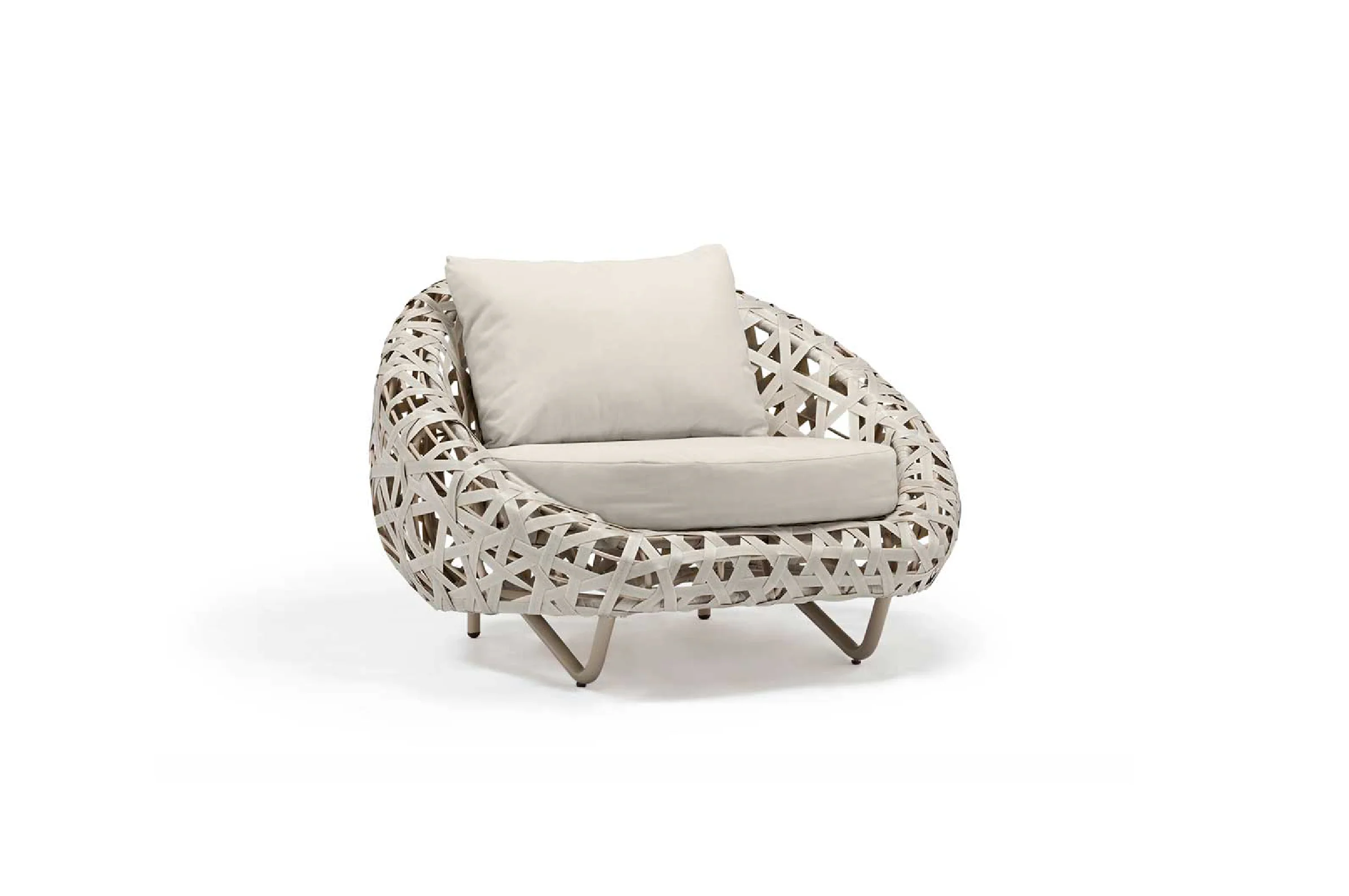 CURL Outdoor Armchair by Couture Jardin 4